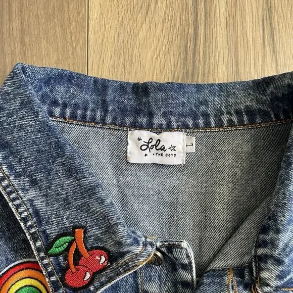 Lola and The Boys Women’s Large All About The Patch Denim Jacket Colorful EUC - Picture 7 of 11